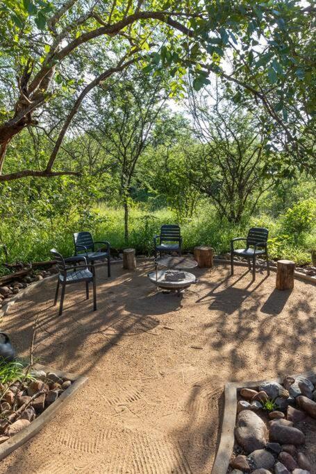 Wildheart Safari - Zesty Zebra Apartment Hoedspruit Luaran gambar